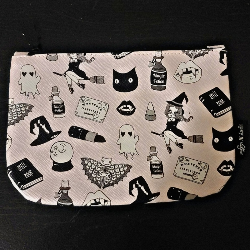 Witchy makeup bag